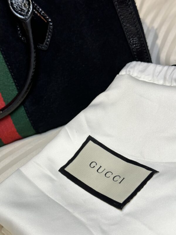 vintage gucci bag Miss Pravala